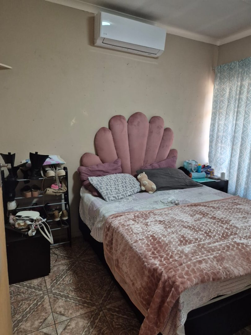  Bedroom Property for Sale in Elandsrand North West